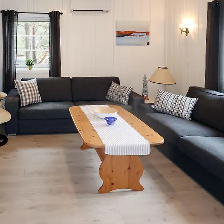 Blasenberg By Interhome